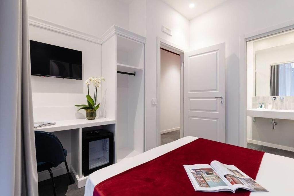 Epoca Suites Napoli Exterior photo
